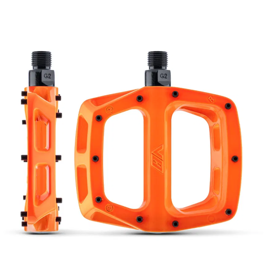 DMR V8 Flat Mountain Bike pedal