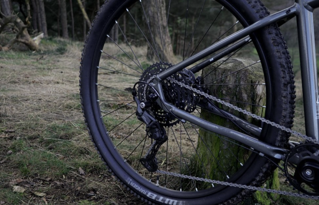 Claud Butler Alpina 2.0 Mountain Bike